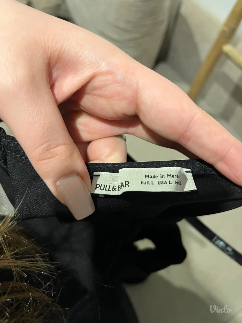 Pull&Bear crna haljinica