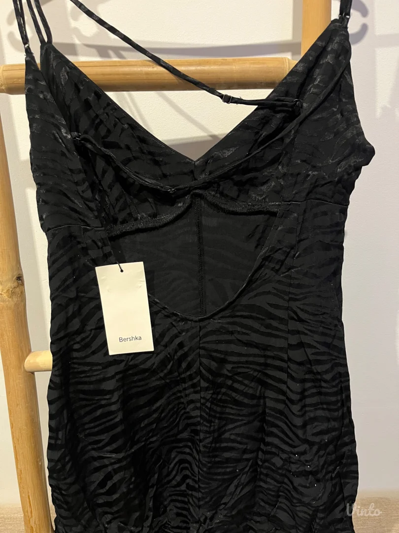 Bershka kratki kombinezon