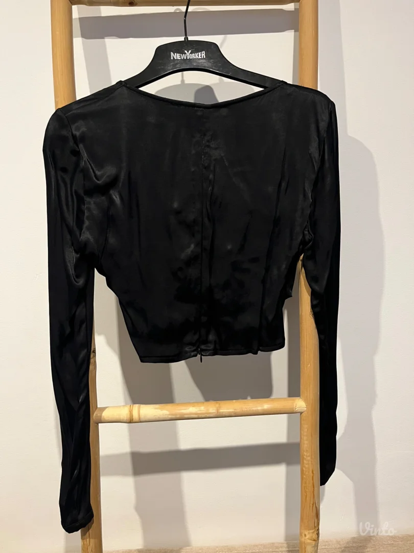 Koton-  crna crop kosulja