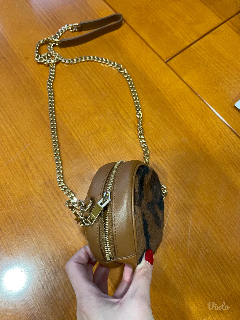 Saint Laurent Torbica