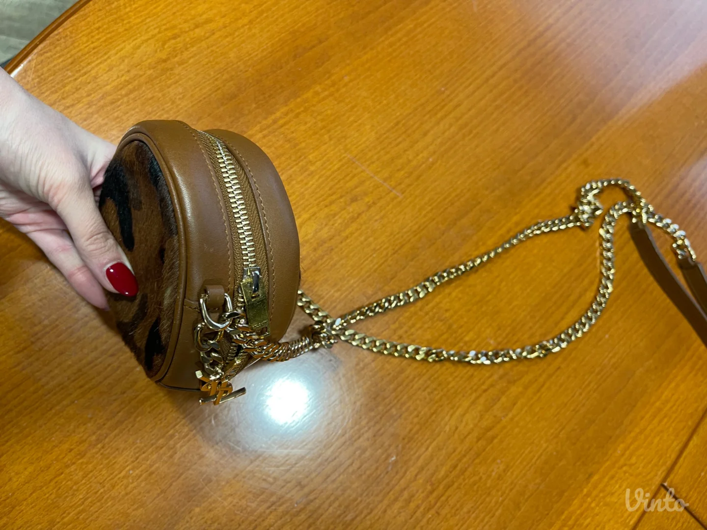 Saint Laurent Torbica