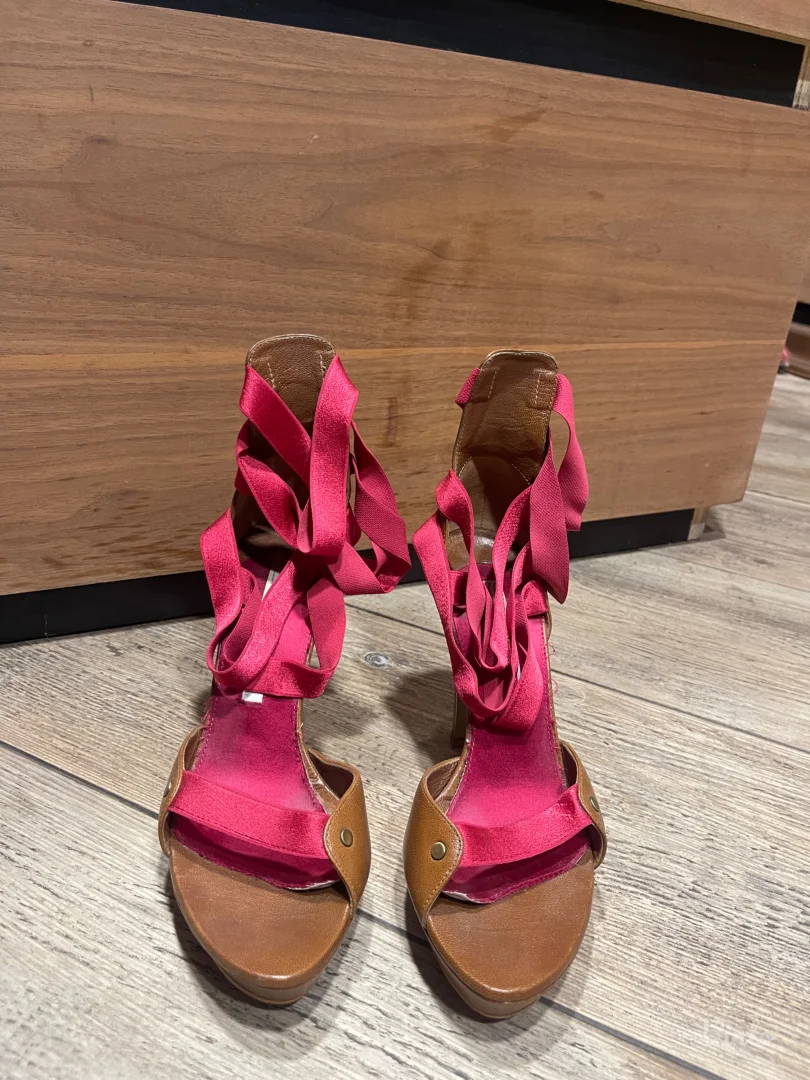 SHY Brend Roze- Braon Stikle