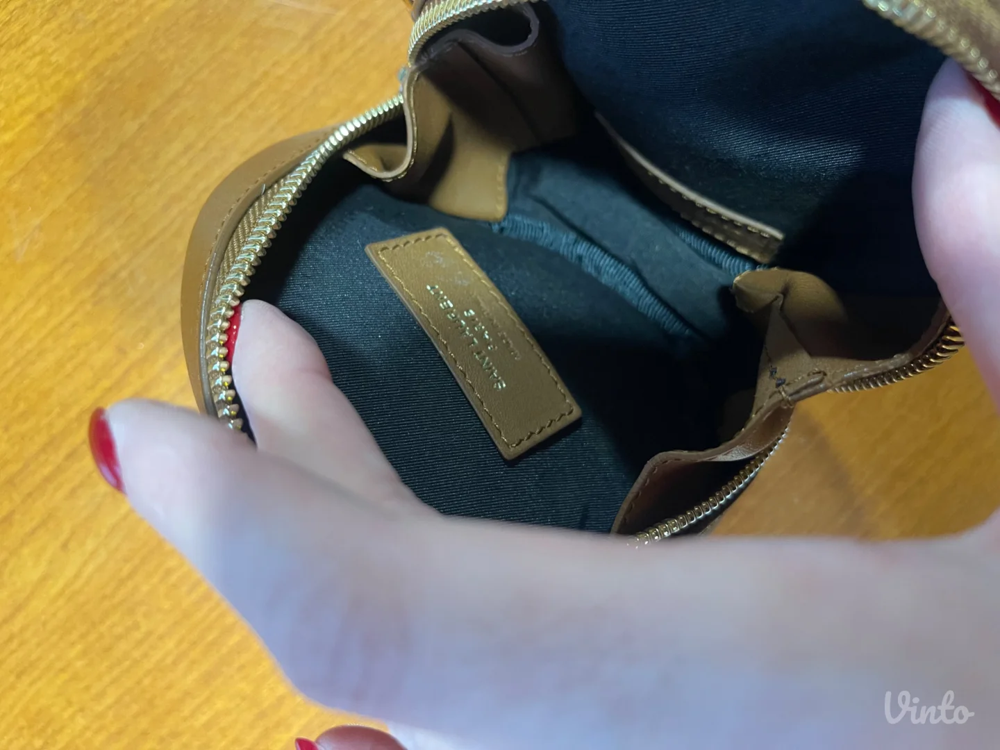 Saint Laurent Torbica