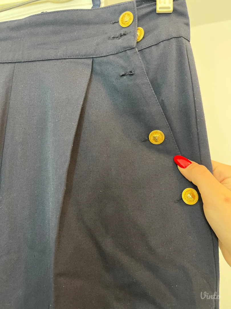 Teget duboke pantalone