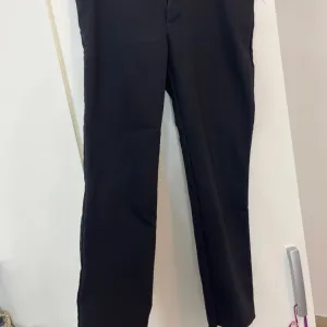 Zenske crne pantalone