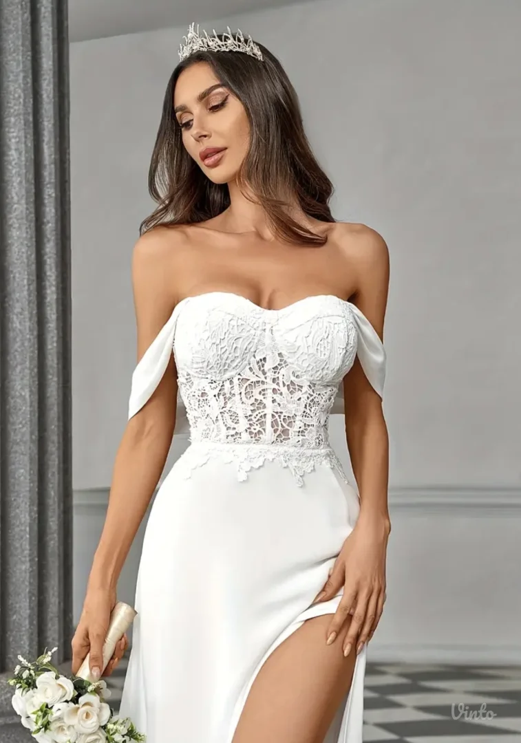 Svečana bela haljina / moguća venčanica