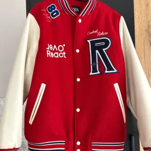 Zara men- college jakna