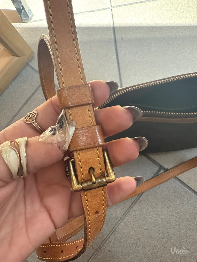 Louis Vuitton original tasna