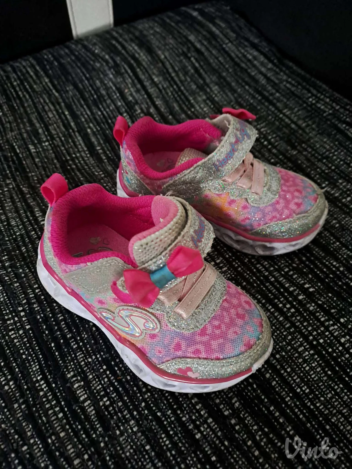 Svetleće Skechers patike za devojčice