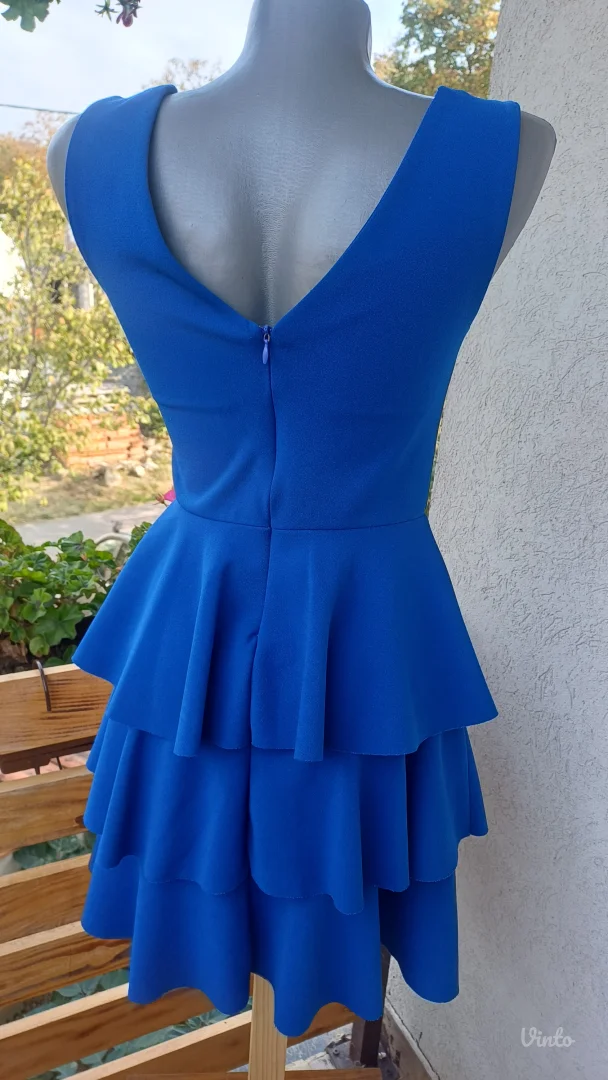 Elegantna mini haljinica kraljevsko plava