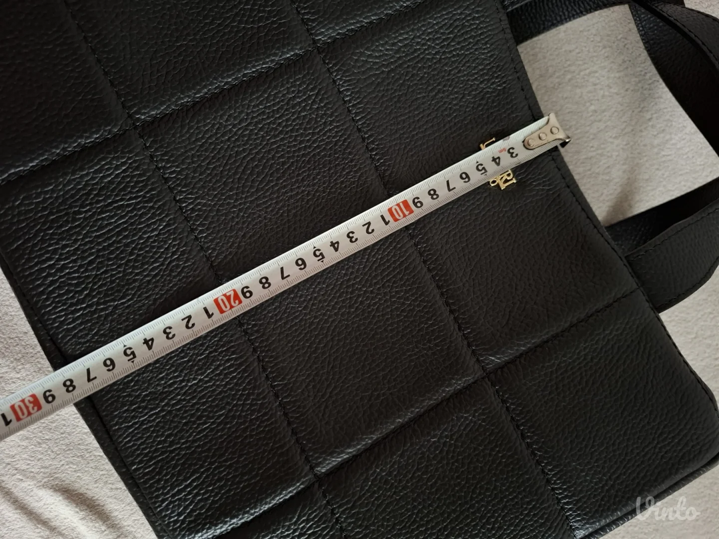 Uggari crna kožna torba NOVO