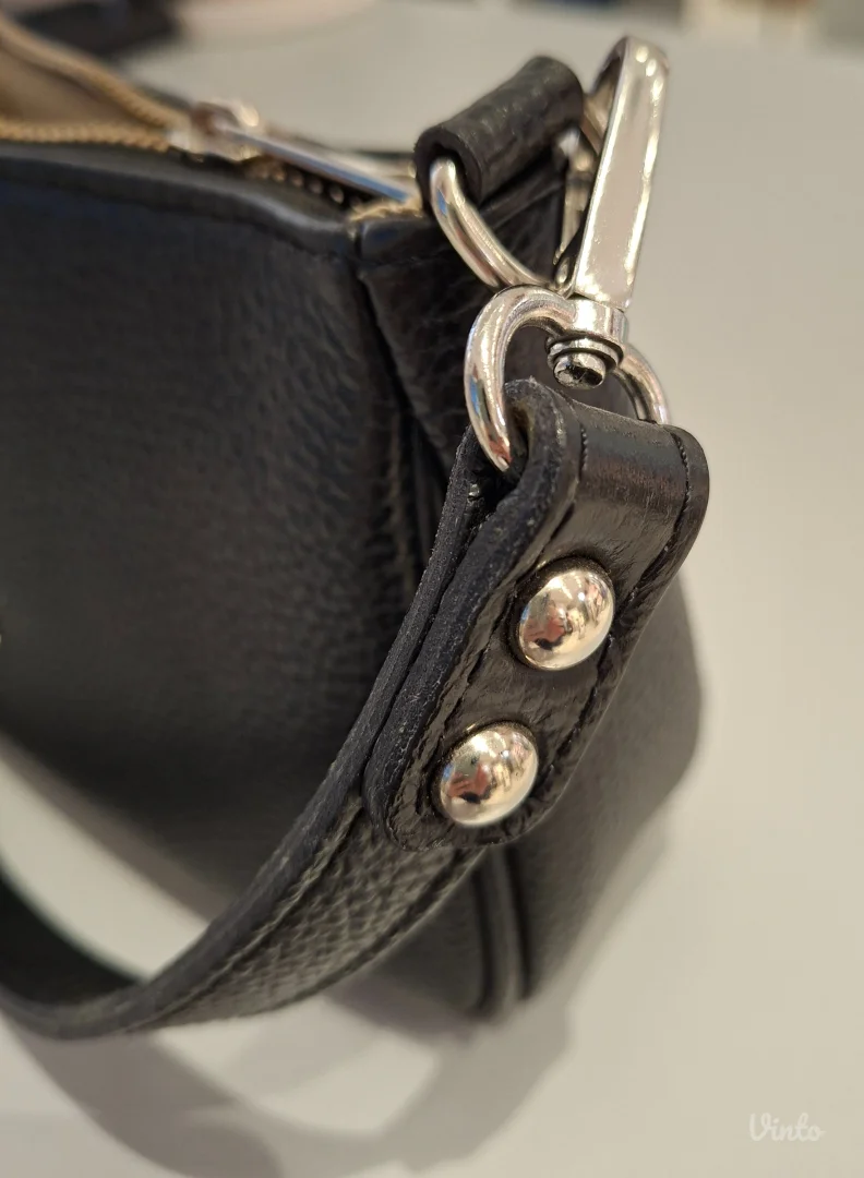 Uggari mala crna torba