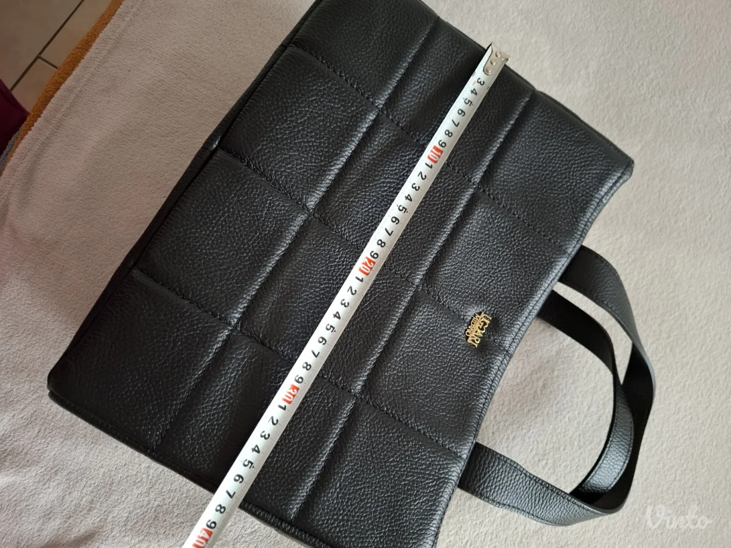 Uggari crna kožna torba NOVO