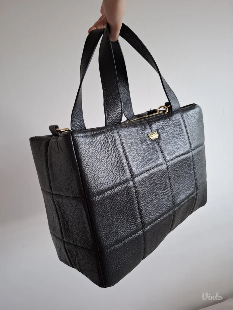 Uggari crna kožna torba NOVO