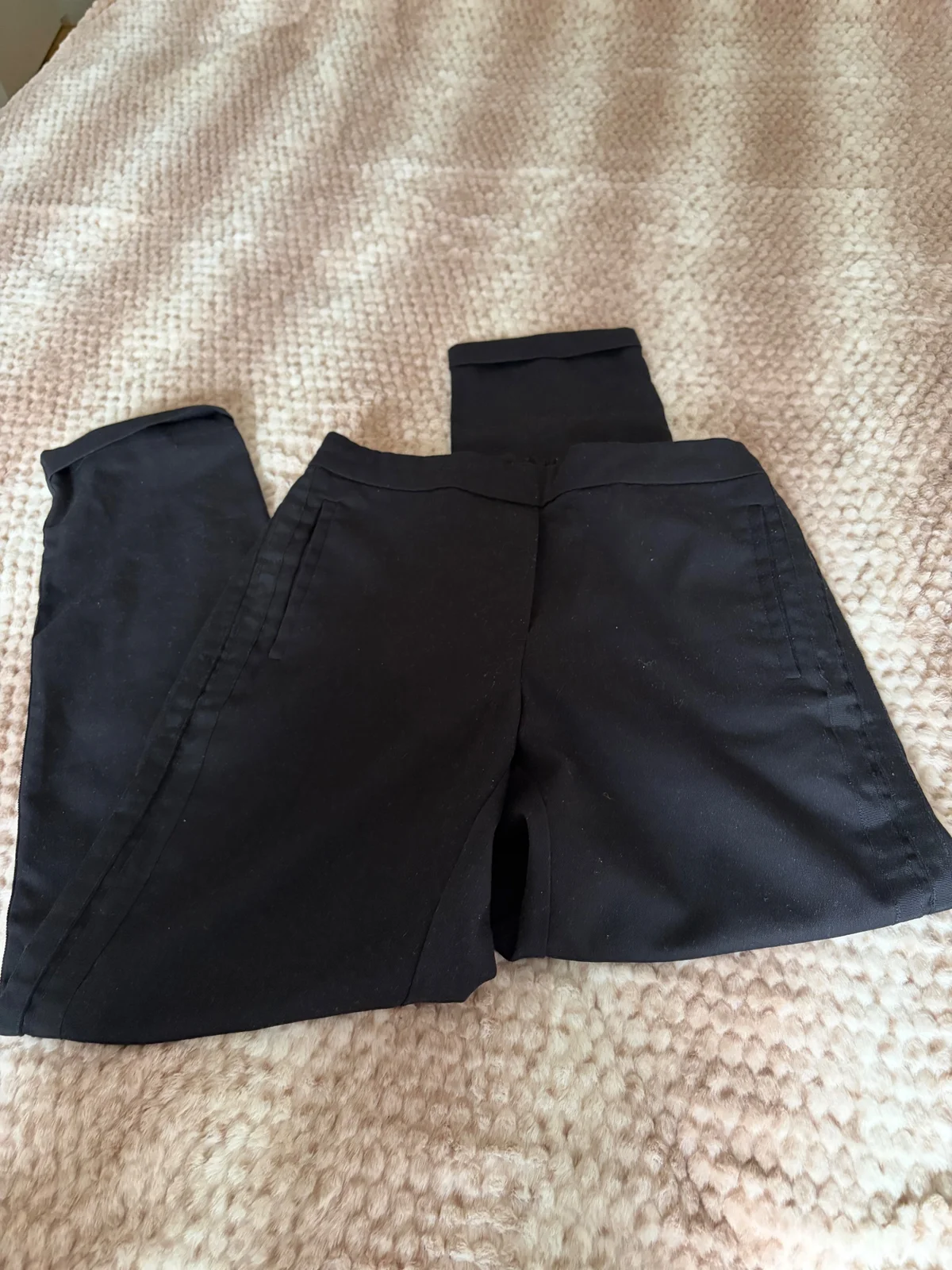 Mango crne pantalone
