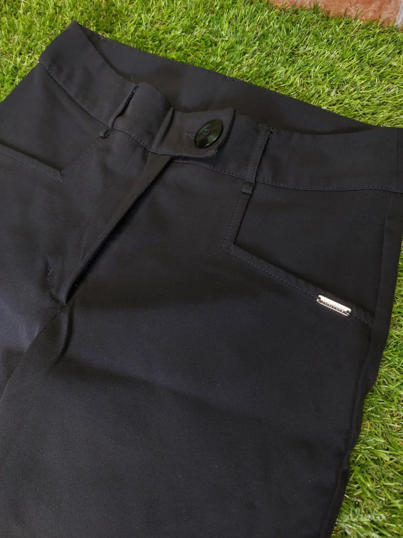 Crne Katrin pantalone L