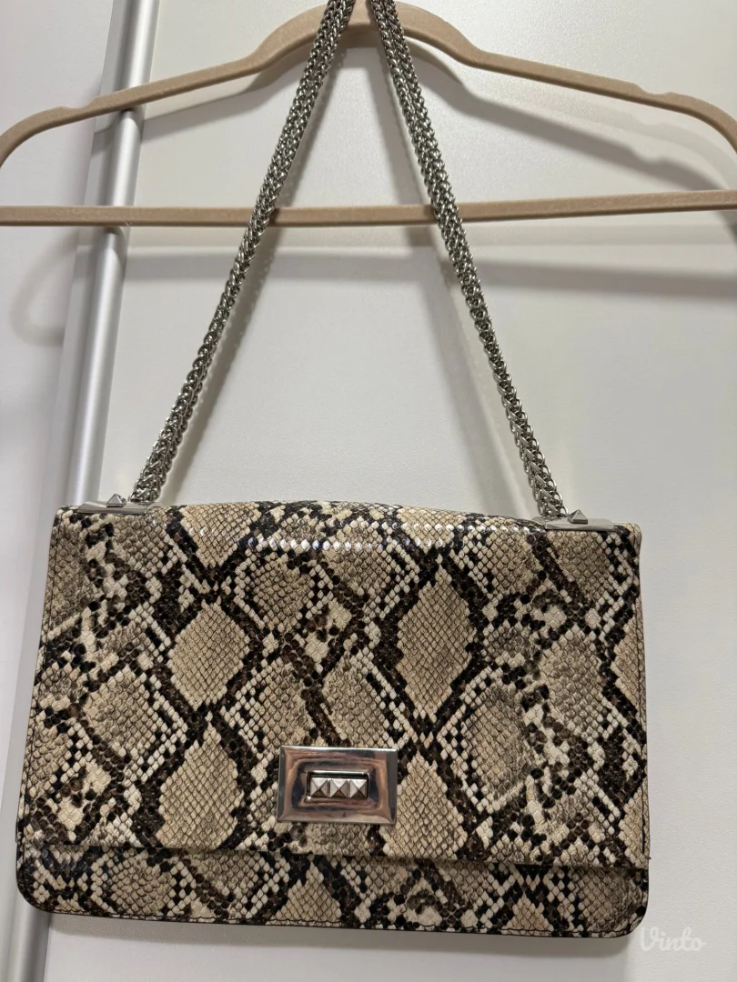 Carpisa torbica sa zmijskim printom