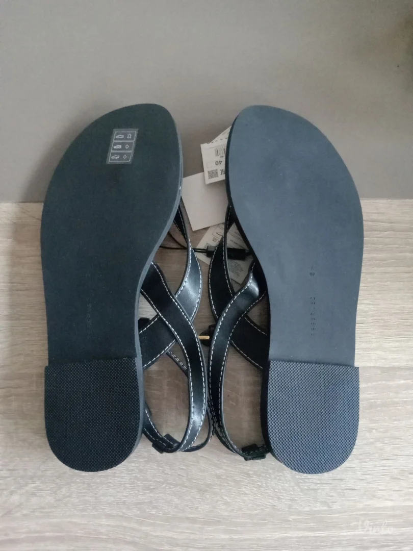 Kožne sandale.Reserved.Novo!