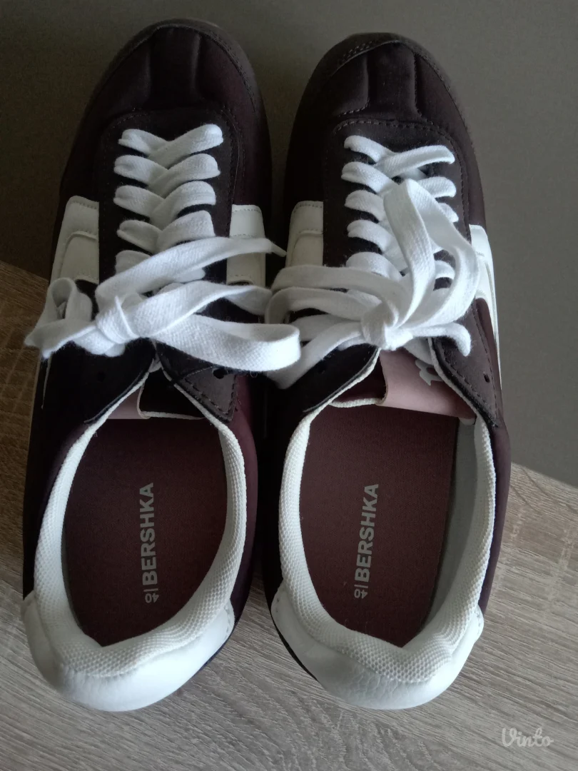 Patike.Bershka.Novo!