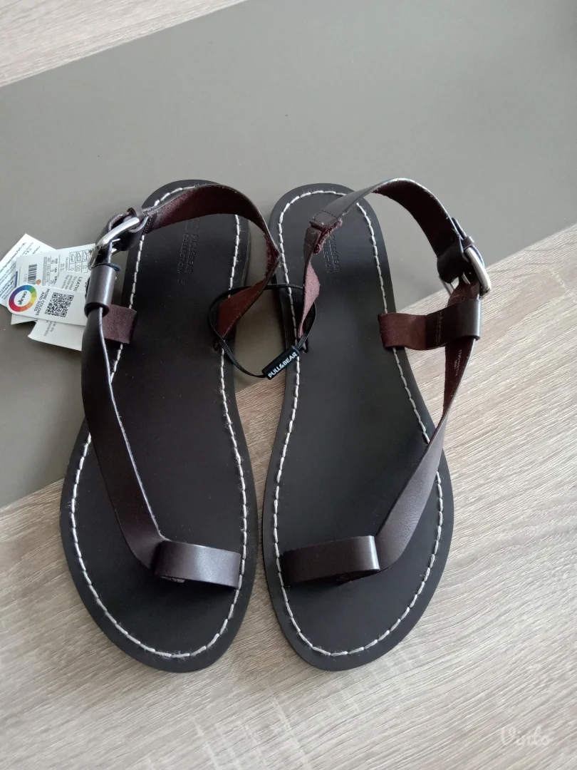 Kožne sandale.Pull&Bear.Novo!
