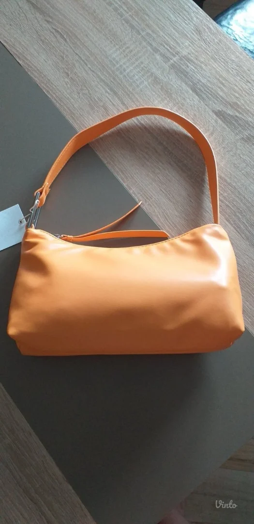 Torbica.Pull&Bear.Novo!