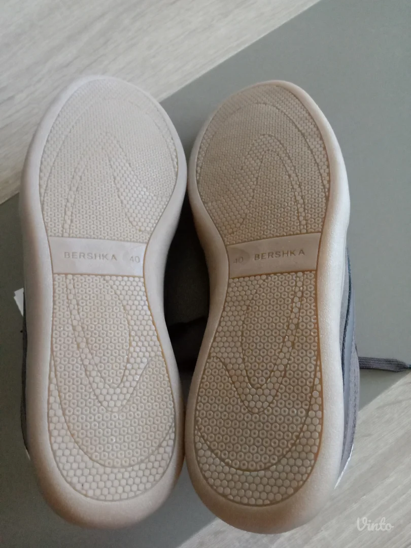 Polukožne patike.Bershka.Novo!