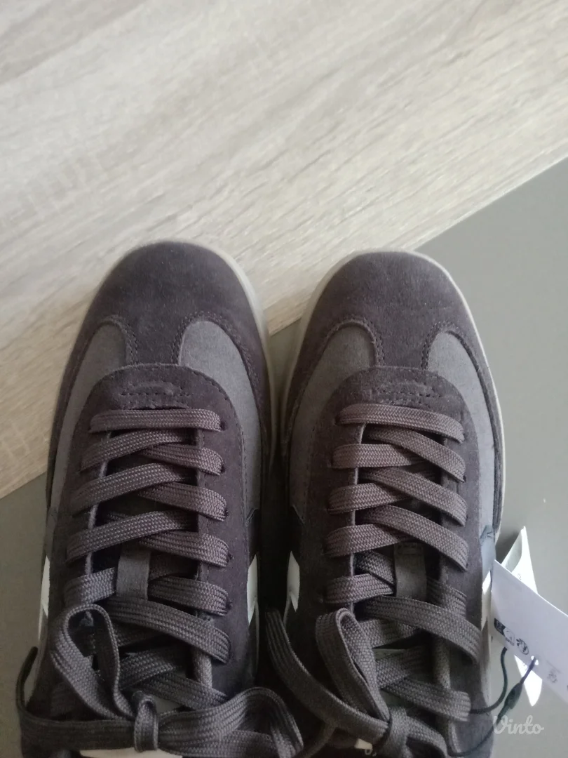 Polukožne patike.Bershka.Novo!