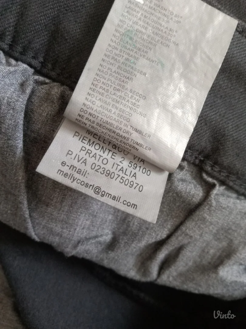 Kargo pantalone sa cirkonima.Italy.Novo!