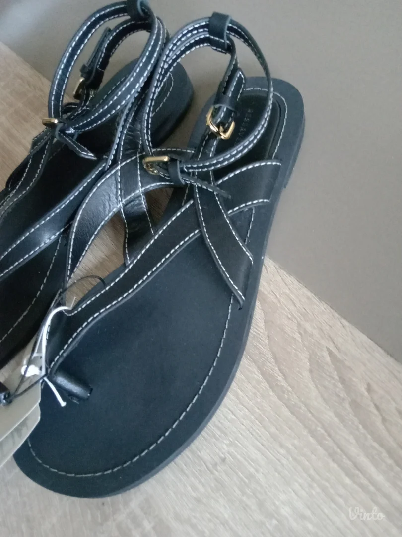Kožne sandale.Reserved.Novo!