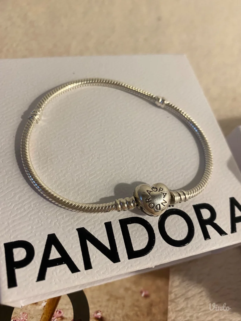 Pandora narukvica