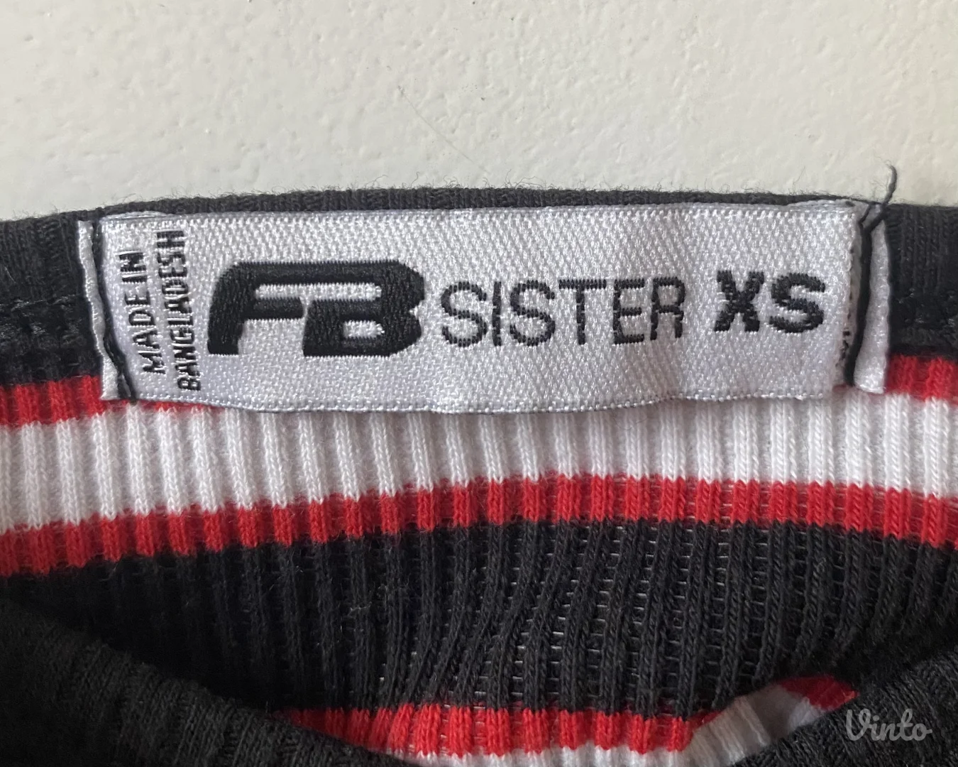 Rebrasta majica na bretele