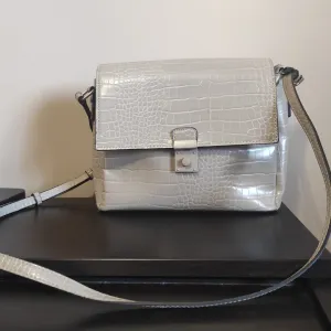 Carpisa torbica u kroko stilu