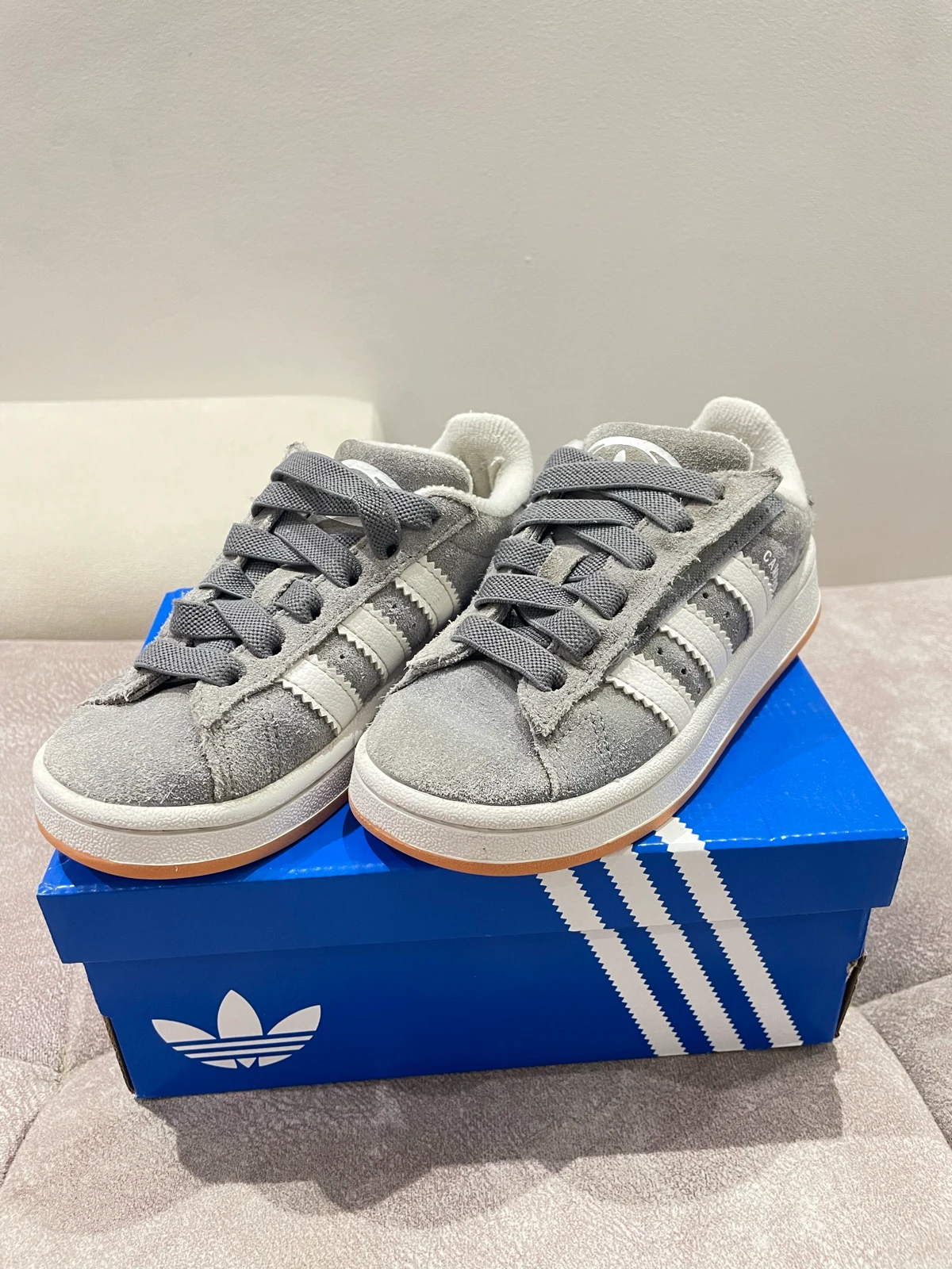 Adidas Campus
