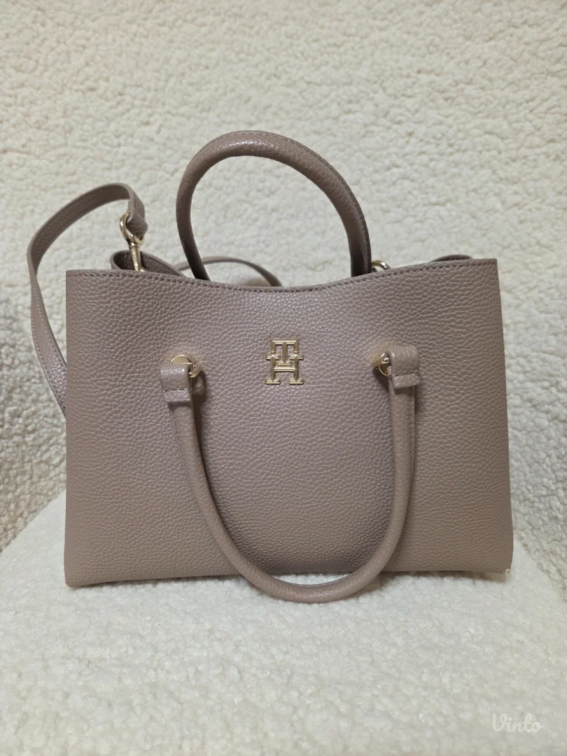 Tommy Hilfiger torba