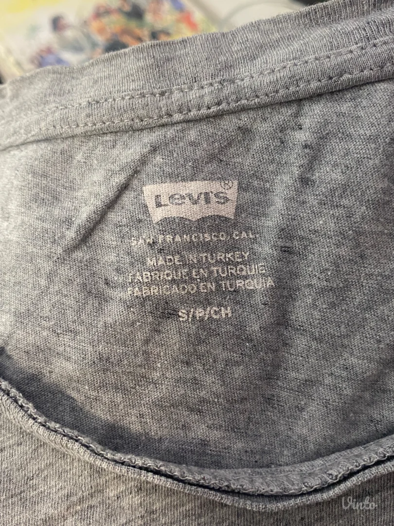 Levis siva ženska majica