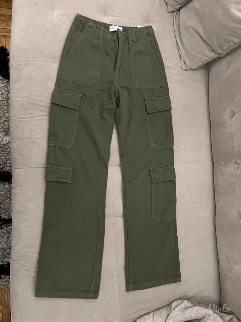 Zara pantalone