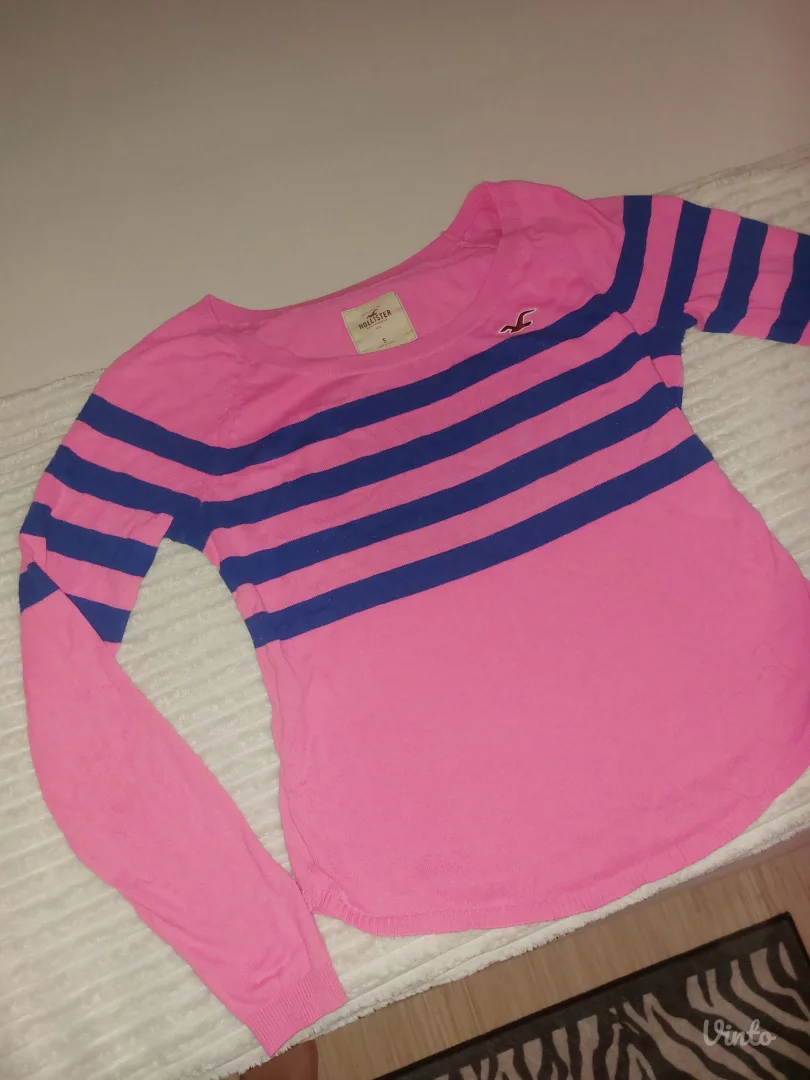 Holister ženski dzemper