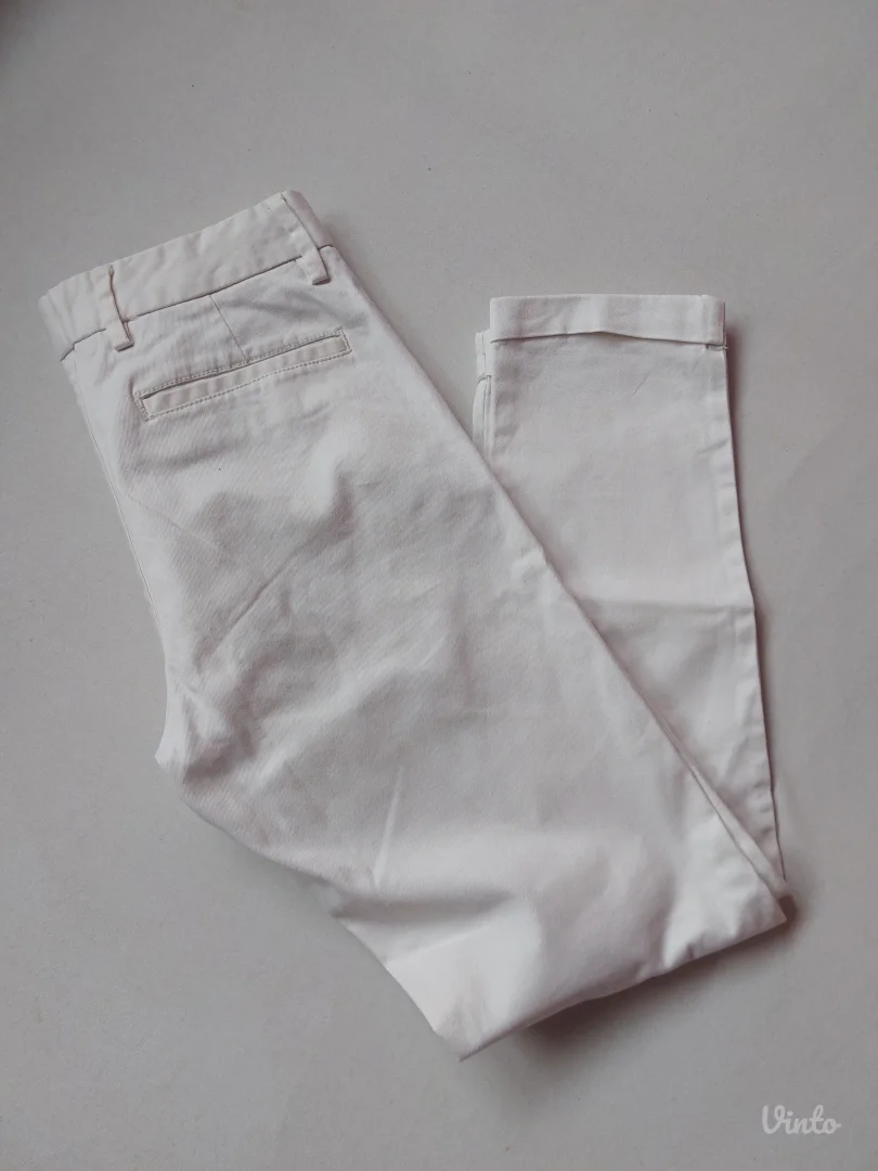Zara bele pantalone