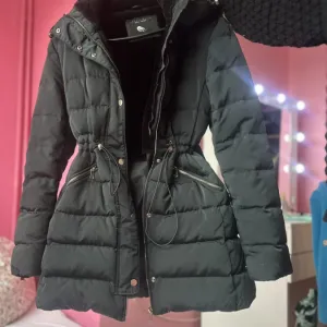 Zara zimska jakna