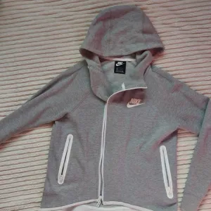 Original nike duks tech fleece