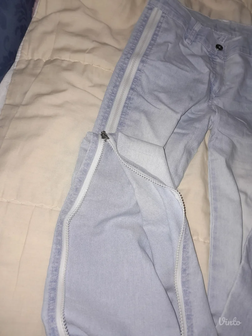 Farmerke sa bočnim otvorom(rajsferšlus)