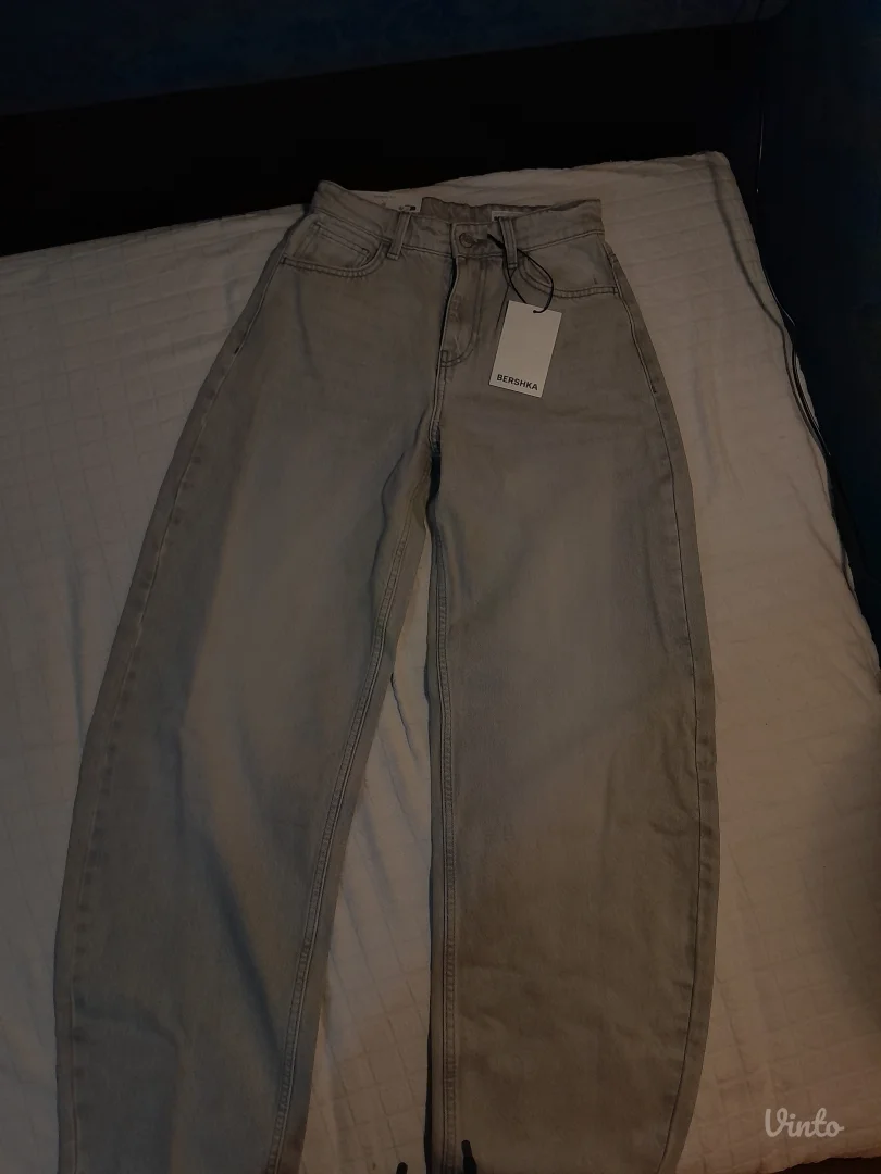 Bershka farmerke