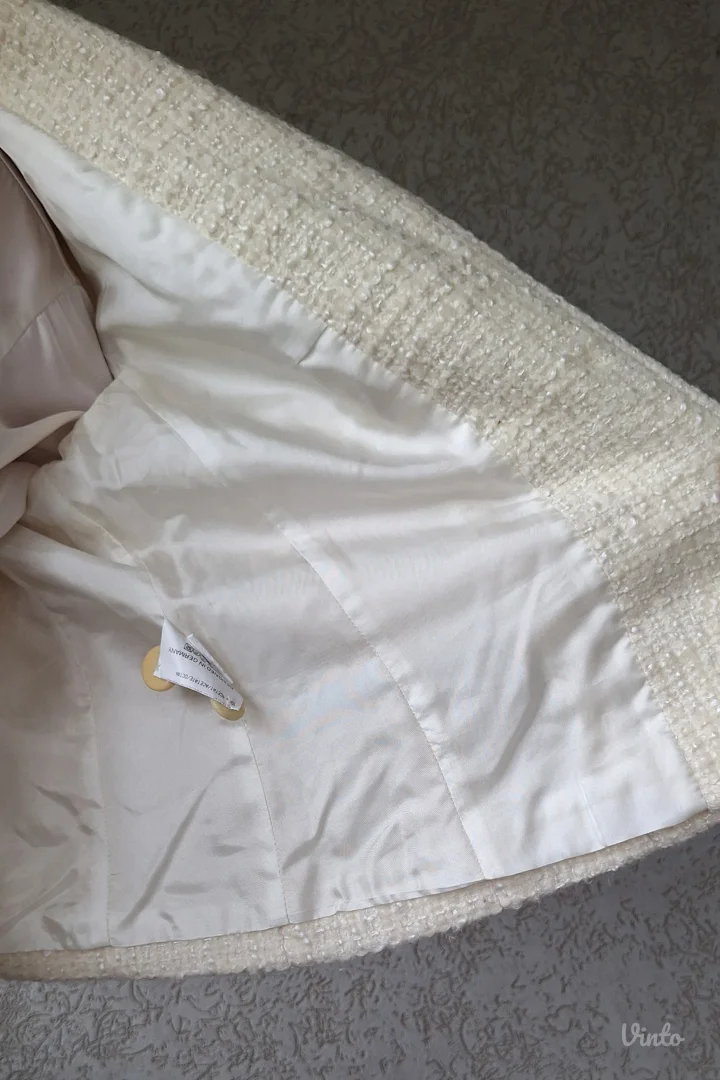 Beli sako od tvida vel M