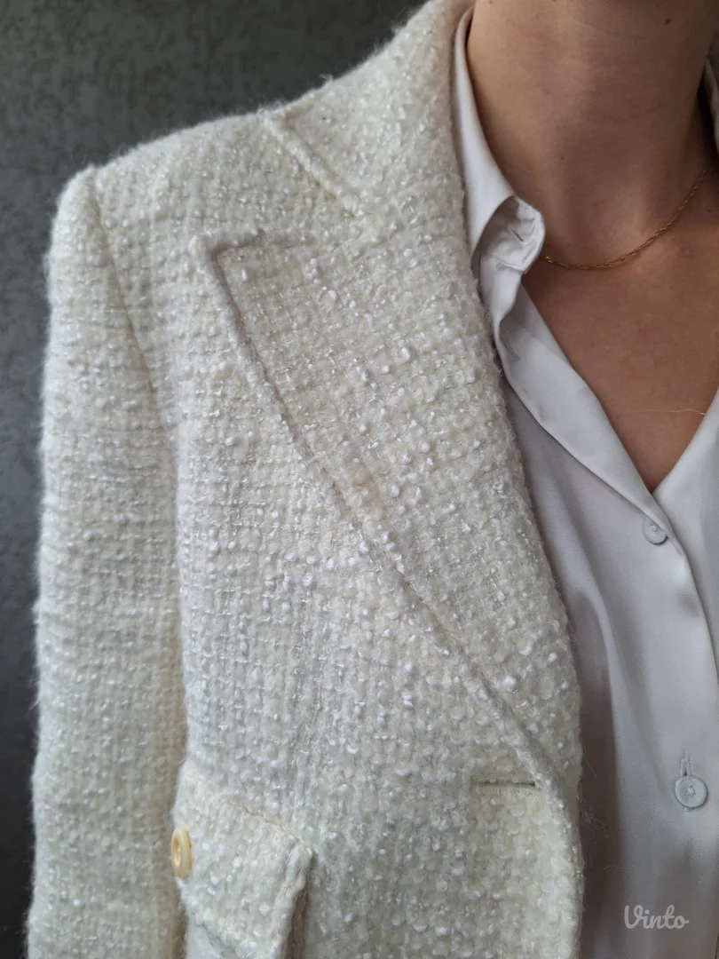 Beli sako od tvida vel M