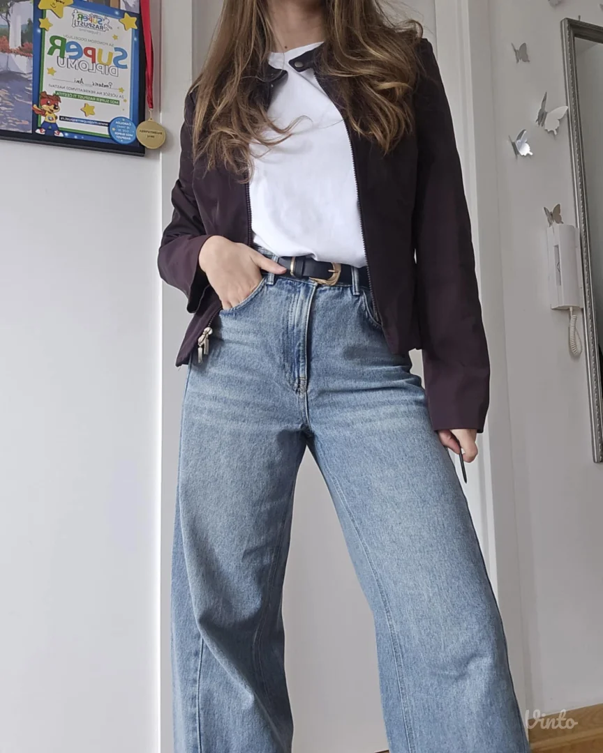 Tamno ljubičasta jakna