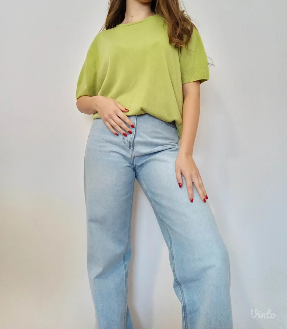 Zelena bluza na kratke rukave