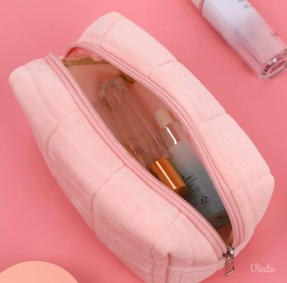 Neseser u roze boji NOVO