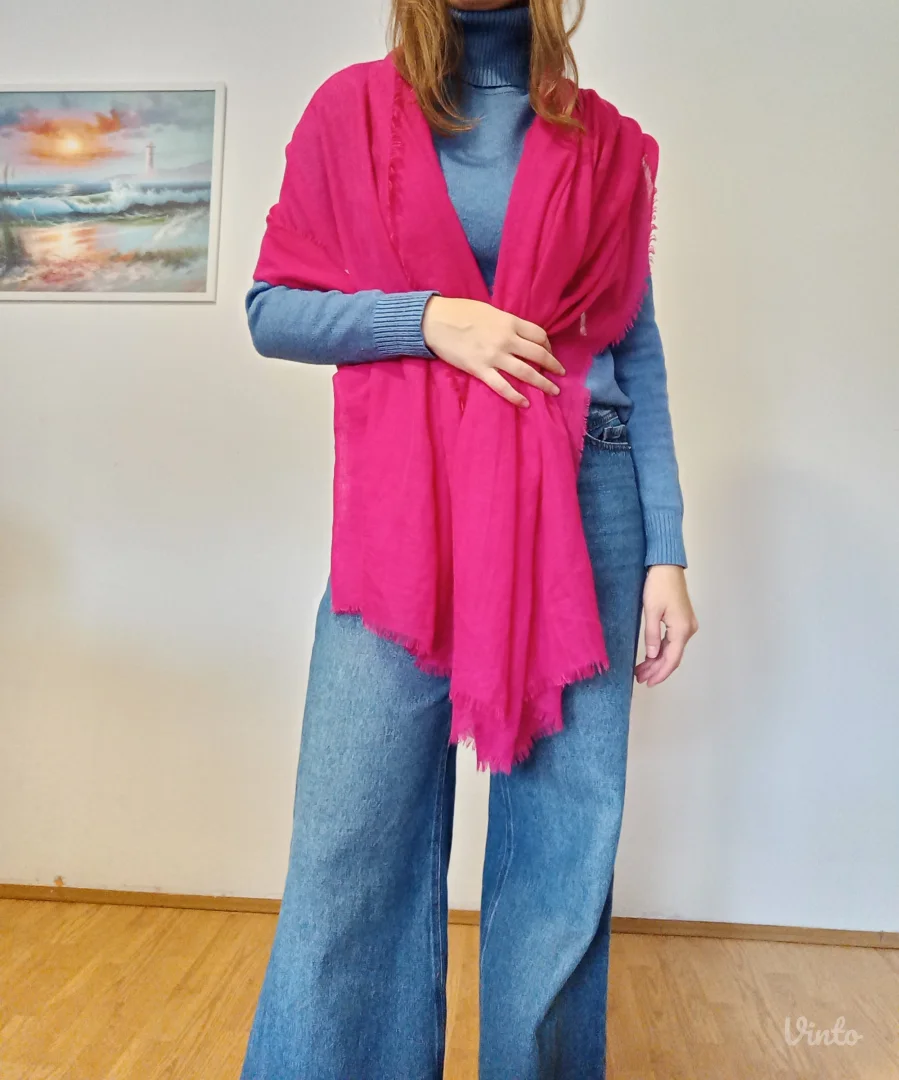 Roze pamučni šal