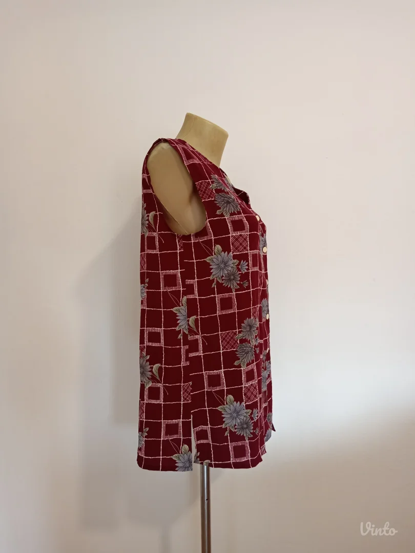 Šarena bluza sa cvetovima