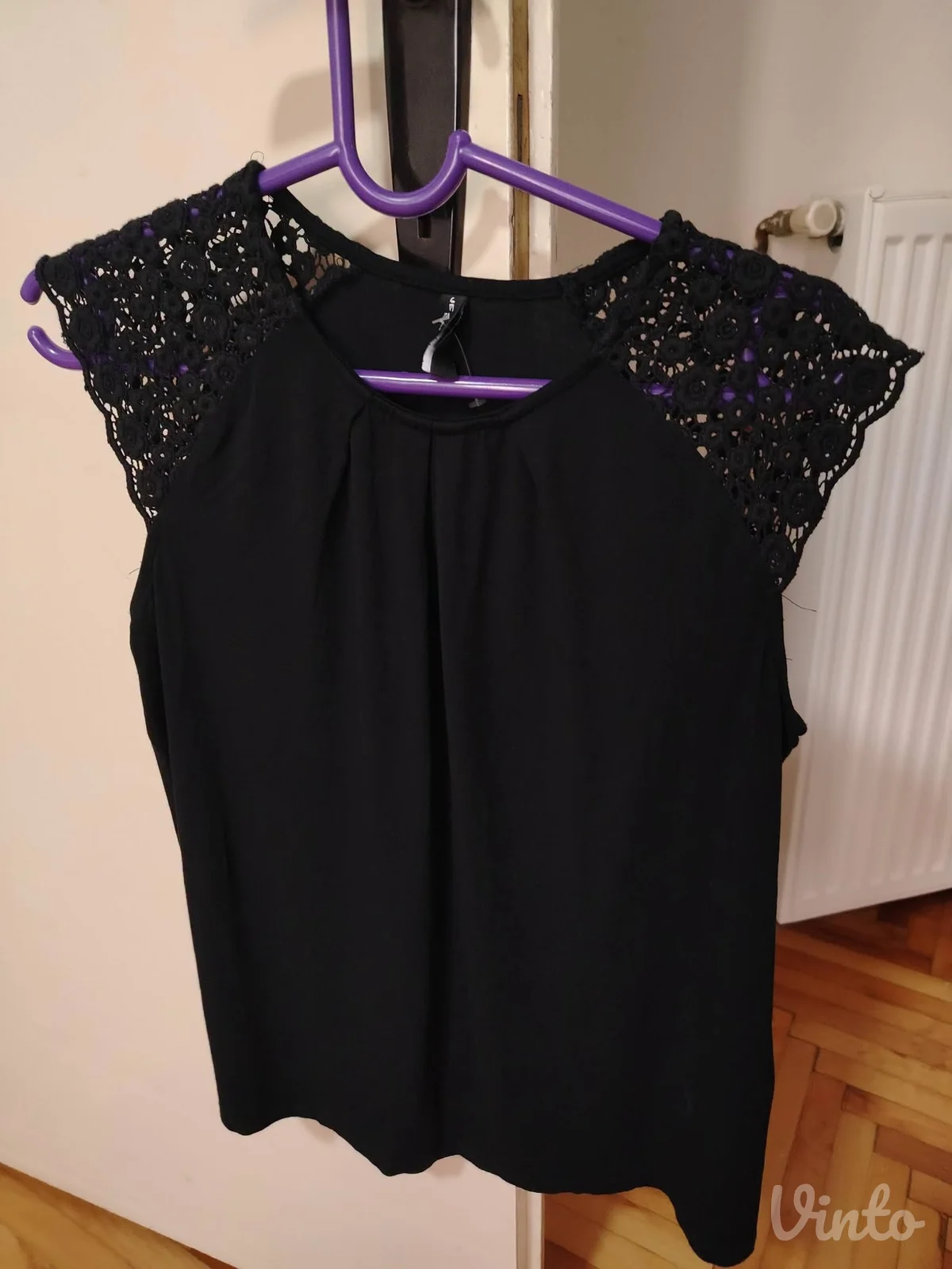 Crna bluza